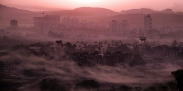 Mumbai at dawn ©Tawheed Manzoor via Flickr